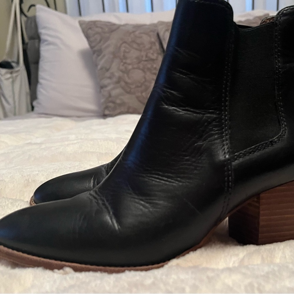 Madewell Black Leather Ankle Booties
